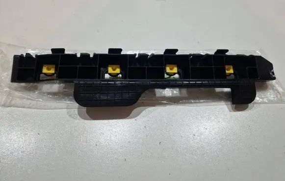Hyundai Ioniq Rear bumper mounting bracket 86614G2000 86614-G2000