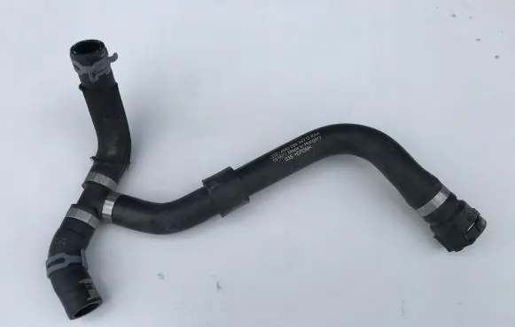 Audi Q7 4M Engine coolant pipe/hose 4M0265347D