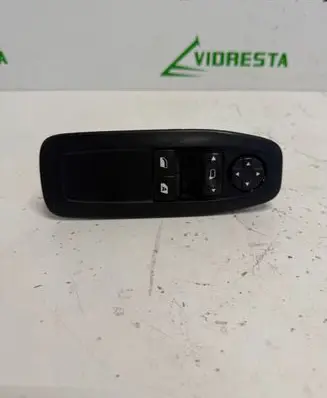 Peugeot 208 Electric window control switch 96751120ZD E282