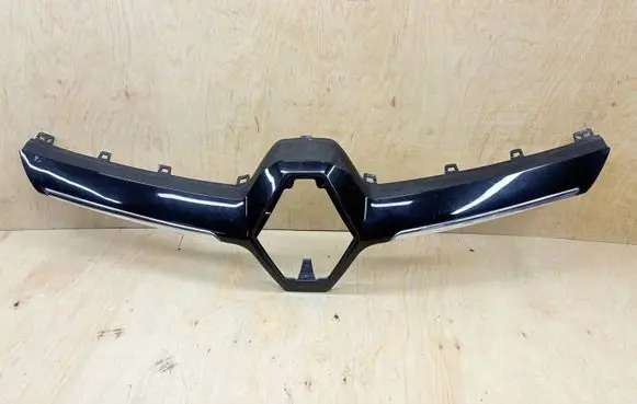 Renault Megane III Front bumper upper radiator grill 620722843R