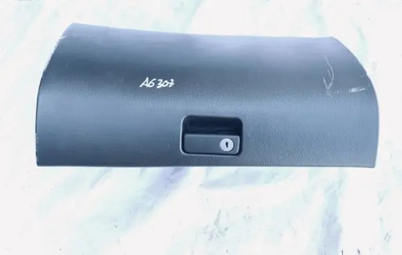 Toyota Avensis T250 Glove box 5555005070 55550-05070
