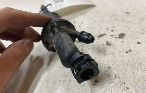 Peugeot 407 Clutch master cylinder PA66GF35