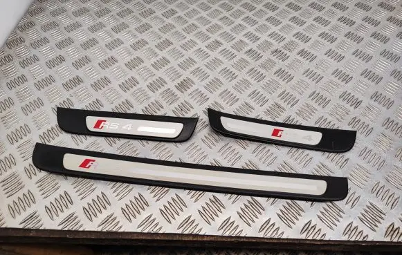 Audi RS4 B8 sill trim set (inner) 8K0853374 8K0853376 8K0853375