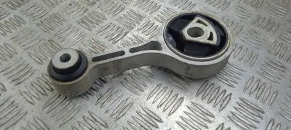 Maserati Quattroporte Engine mount bracket 06700048720