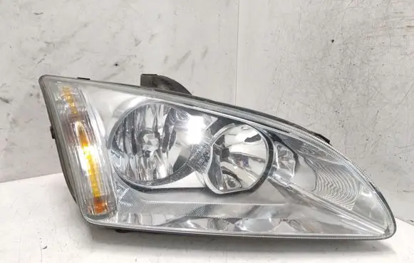 Ford Focus Headlight/headlamp 4M5113W029AC 3M5113K060AA
