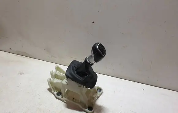 Hyundai Kona I Gear shifter/selector 43700XXXX