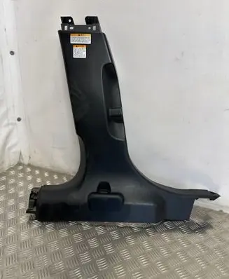 Maserati Ghibli (B) pillar trim (bottom) 670019817 CF22295 00AAM88802