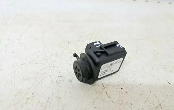 Volvo V50 Air quality sensor 30780150