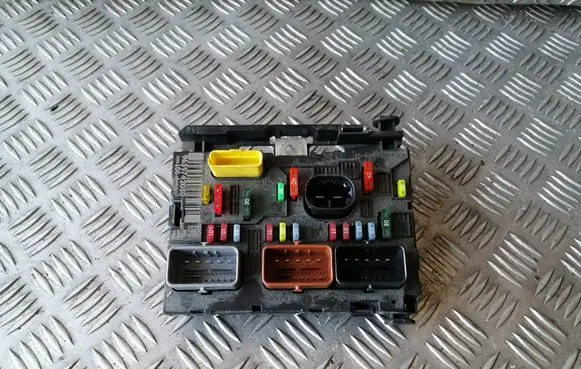 Peugeot 307 Fuse module 9659742080 BMSL0600 BSML06