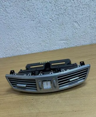Mercedes-Benz S W221 Dash center air vent grill A2218300954 D9423
