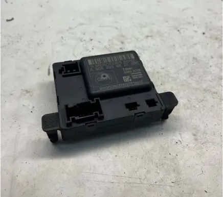 Mercedes-Benz Sprinter W906 Door control unit/module A9068204026 00005226