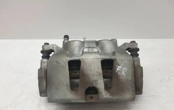 Chrysler Pacifica Front brake caliper 17986801 6257