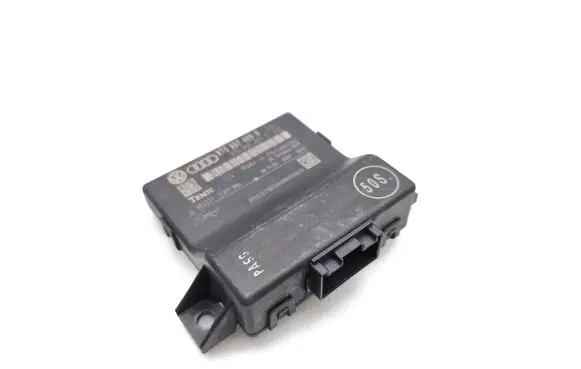 Audi A4 S4 B8 8K Gateway control module 8T0907468R 8T0907468H