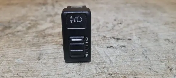 Volvo 850 Headlight level height control switch 6849810