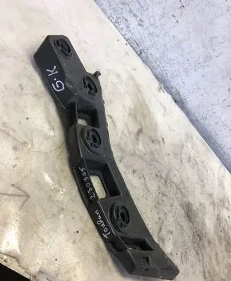Volkswagen Touran III Rear bumper mounting bracket 5ta807393