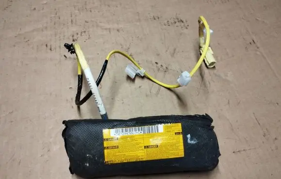 Toyota RAV 4 (XA30) Seat airbag GA33200640 507294706VH1
