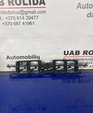 Hyundai Accent Front bumper upper radiator grill