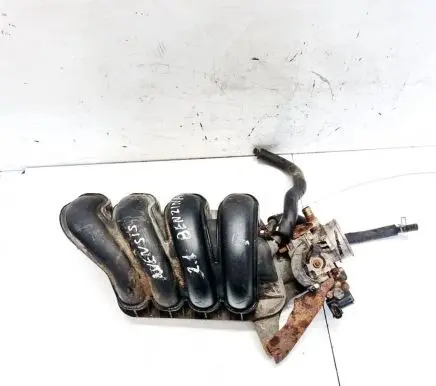 Toyota Avensis T220 Intake manifold