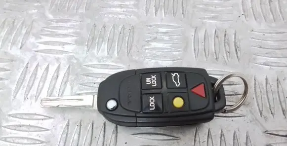 Volvo XC60 Ignition key/card 8688799