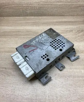 Chrysler Voyager Engine control unit/module ECU P04686498AD 04686498AD