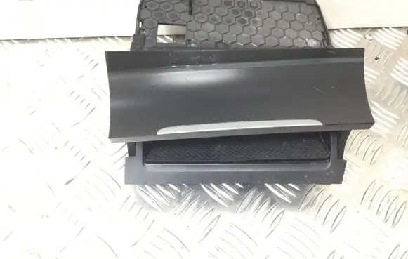 Volkswagen Golf VII Glove box 5G2863391