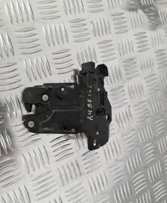 Audi A4 S4 B7 8E 8H Tailgate/trunk/boot lock/catch/latch 8P4827505B