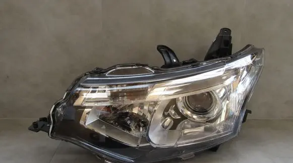 Mitsubishi Outlander Headlight/headlamp 4B45X8301C203 L0094D0ADF 1909141157