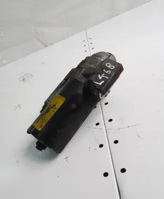 BMW 5 F10 F11 Starter motor 8506657