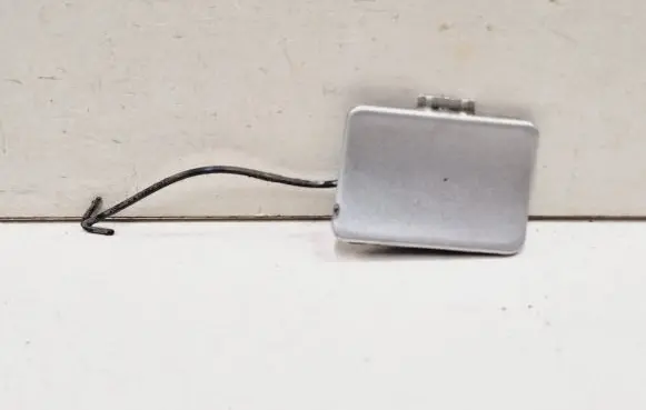 Rear bumper row hook cap/cover