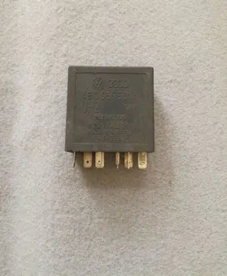 Volkswagen Golf IV Other relay 4B0955531A