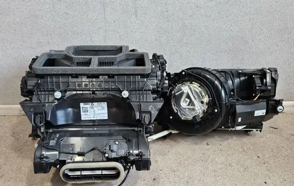 BMW X3 G01 Interior heater climate box assembly 6843809