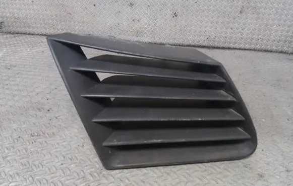 Front bumper upper radiator grill