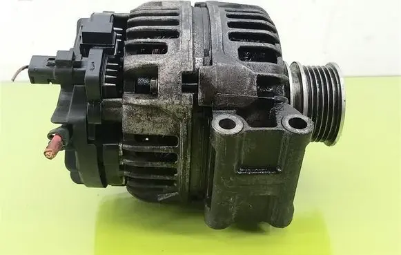 Renault Scenic I Generator/alternator 0124325031
