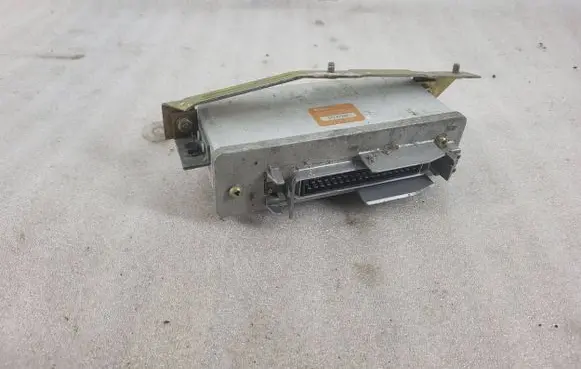 Audi 80 90 B3 ABS control unit/module 443907379C 17107928 0265100037