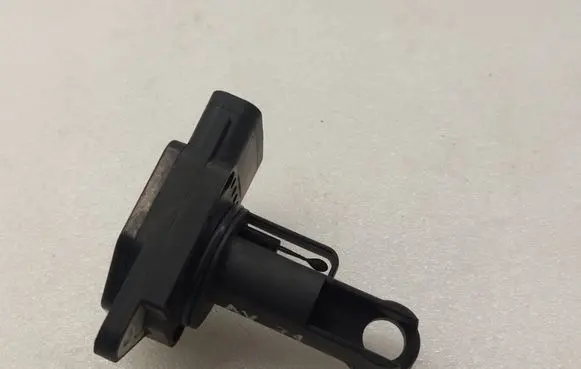 Toyota Avensis T250 Mass air flow meter 1974003070 222040N010