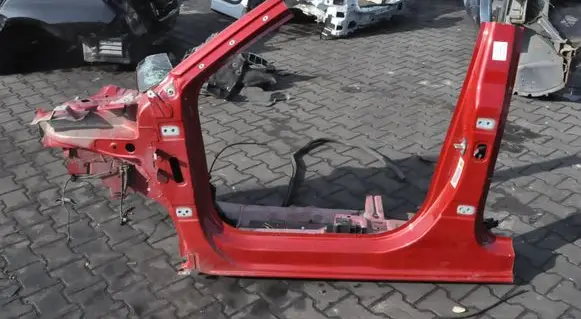 Opel Mokka B Side car body part 
