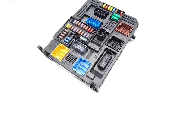 DS Automobiles 3 Crossback Fuse module 9830790980 28625146