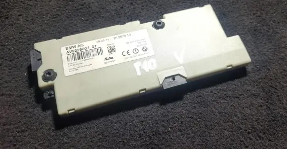 BMW 5 F10 F11 Antenna control unit 21367510 020000009 9229007