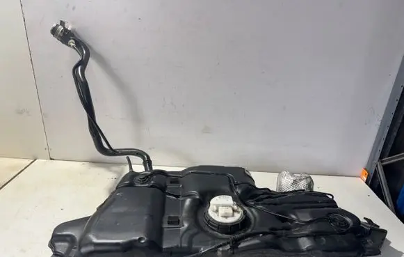 Peugeot 5008 II Fuel tank 9813793580