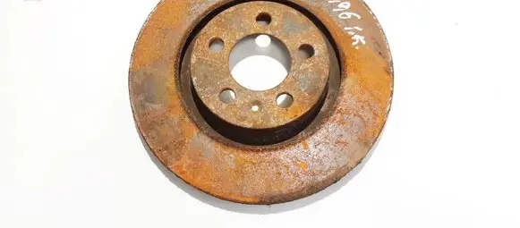 Volkswagen Golf IV Front brake disc ventiliuojamas