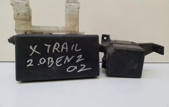 Nissan X-Trail T30 Fuse module OEM