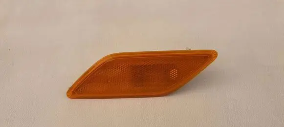 Mercedes-Benz E W212 Front fender indicator light A2128200121