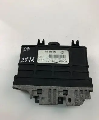 Volkswagen PASSAT B4 Engine control unit/module ECU 8A0907311L