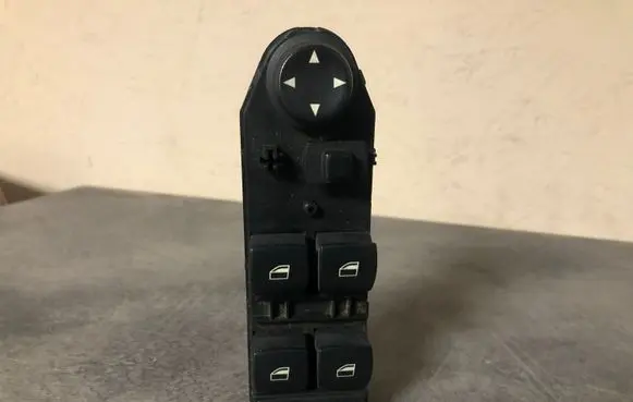 BMW 5 E60 E61 Electric window control switch 6951904