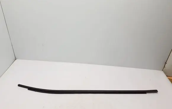 Renault Scenic E-Tech V Rear door trim (molding) 828329530R