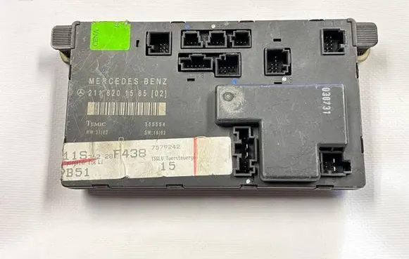 Mercedes-Benz E W211 Door control unit/module 2118201585