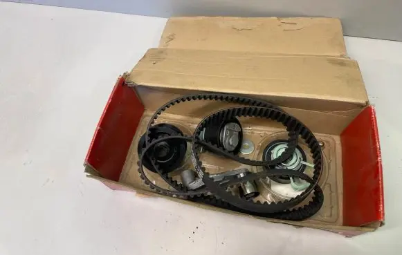 Volkswagen Golf IV Timing belt/chain tensioner K025565XS