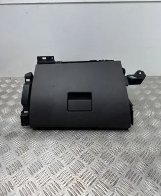 Ford C-MAX I Glove box 3M51R06044 2837 R06008