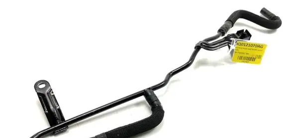 Volkswagen PASSAT B8 Engine coolant pipe/hose 3Q0121070AG