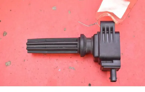 Ford Escape III High voltage ignition coil CM5E12A366BC